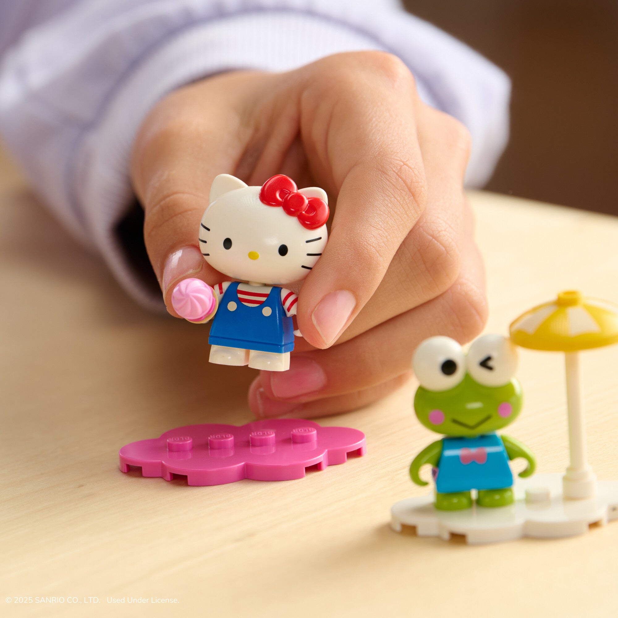 Hello Kitty and Friends Minifigures 6-Pack - Image 2