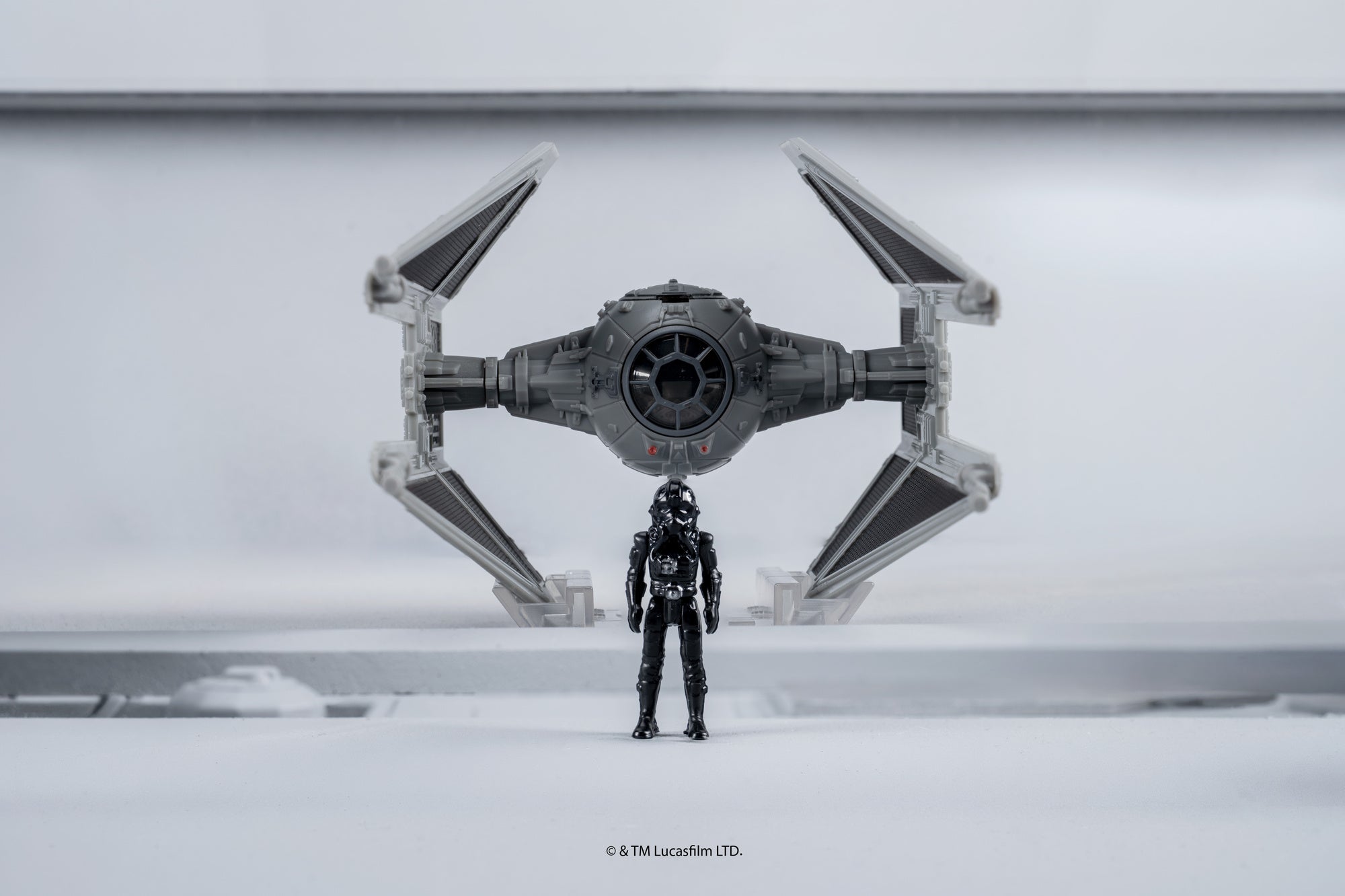 STAR WARS™ Micro Galaxy Squadron Light Armor Class Collection (Series 11) - Image 12