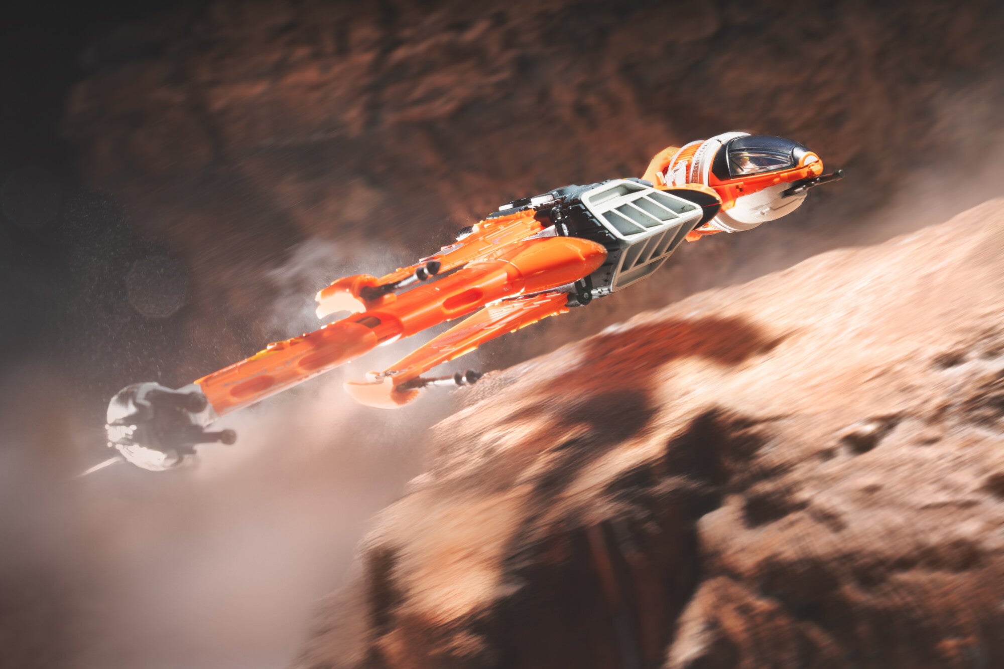 STAR WARS™ Micro Galaxy Squadron Hera Syndulla's B-wing - Image 4