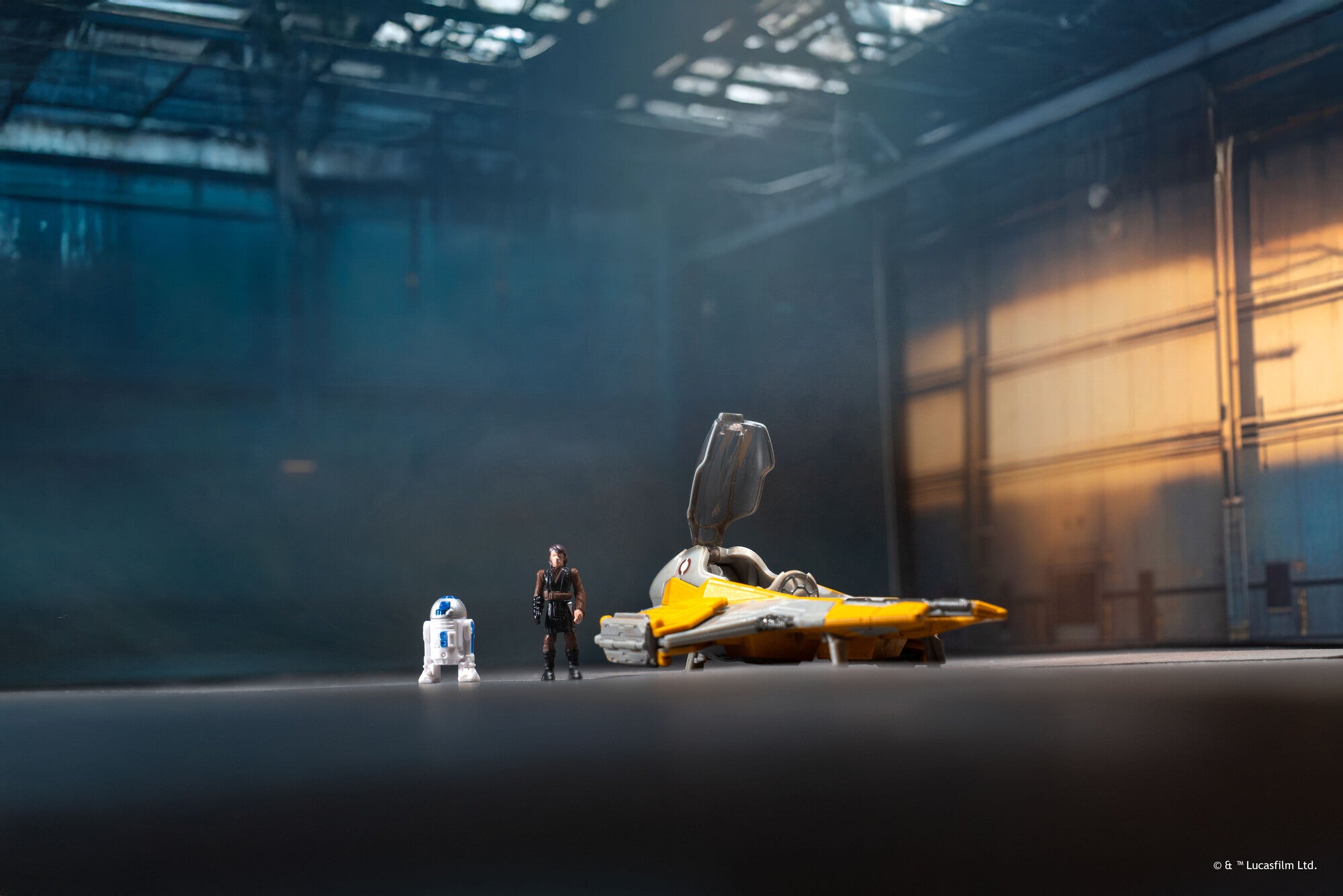 STAR WARS™ Micro Galaxy Squadron Light Armor Class Collection (Series 8) - Image 15